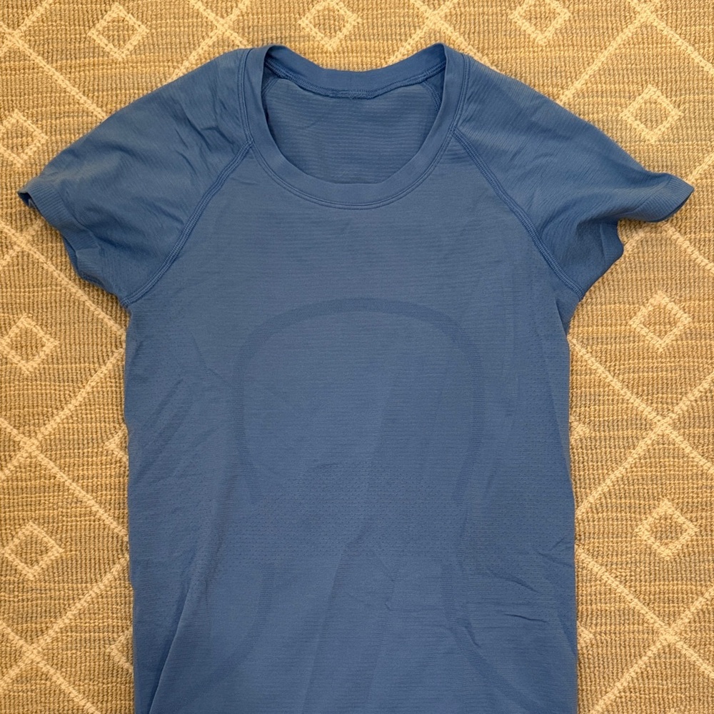 Lululemon Nile Blue Short Sleeve Tee